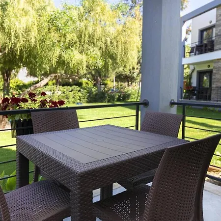 1 Bedroom With Common Garden In The Heart Of Bodrum - La Morada 1
